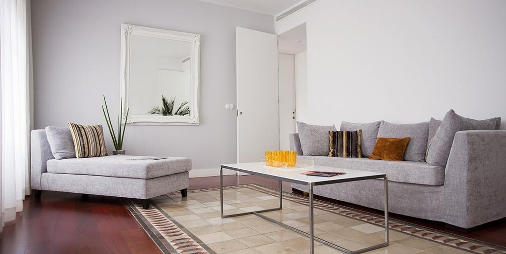 דירות מאלגה Urbanliving Liborio מראה חיצוני תמונה