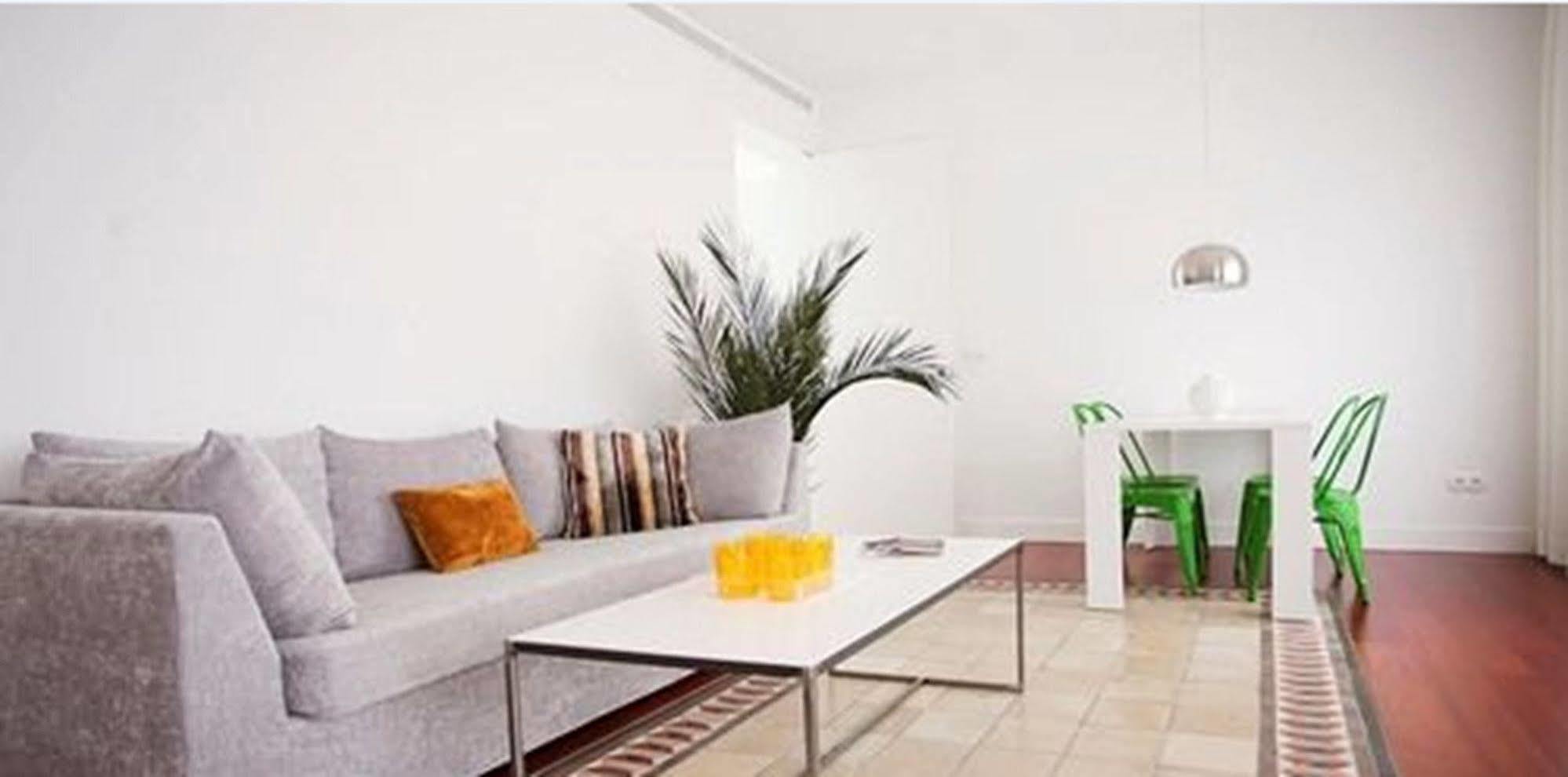 דירות מאלגה Urbanliving Liborio מראה חיצוני תמונה