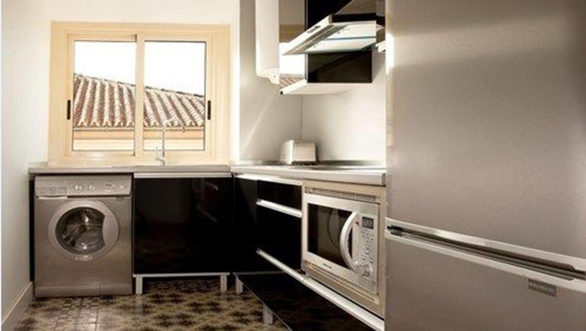 דירות מאלגה Urbanliving Liborio מראה חיצוני תמונה